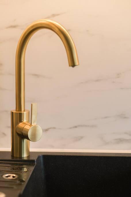 Charming For Two In Uptown Appartamento *